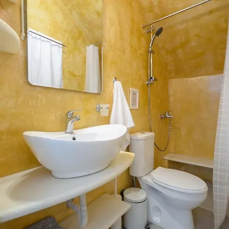 Stamatis' Place Apartment Maragkas
